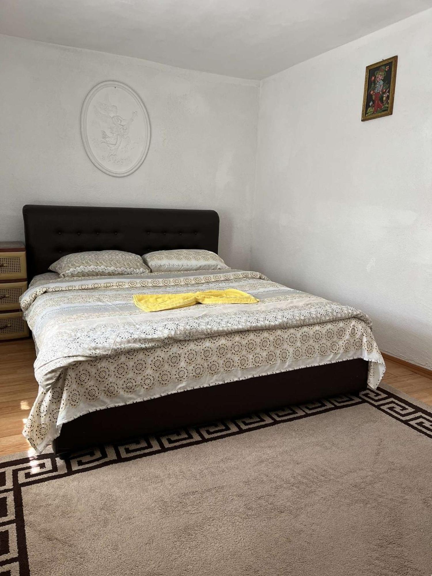 Guest House Guri Vusanje Экстерьер фото